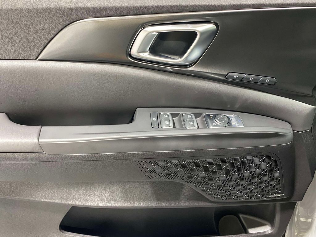 2026 Kia Carnival Hybrid SX Prestige - Ceramic Silver exterior view 19