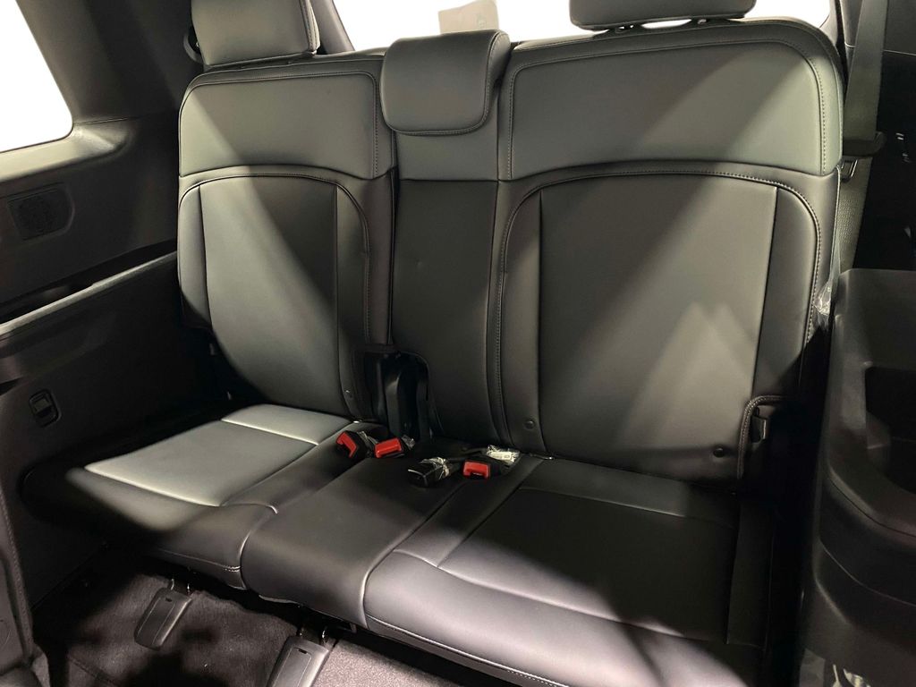 2027 Kia Telluride Hybrid X-Line SX - Ebony Black exterior view 13