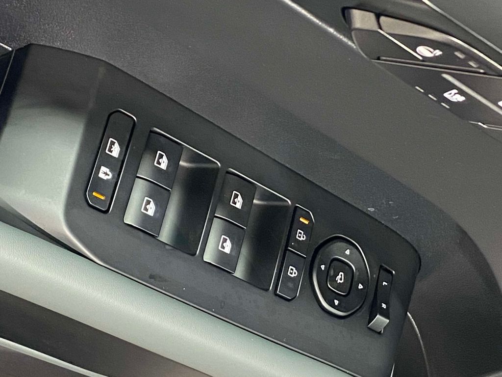 2027 Kia Telluride Hybrid X-Line SX - Ebony Black exterior view 20