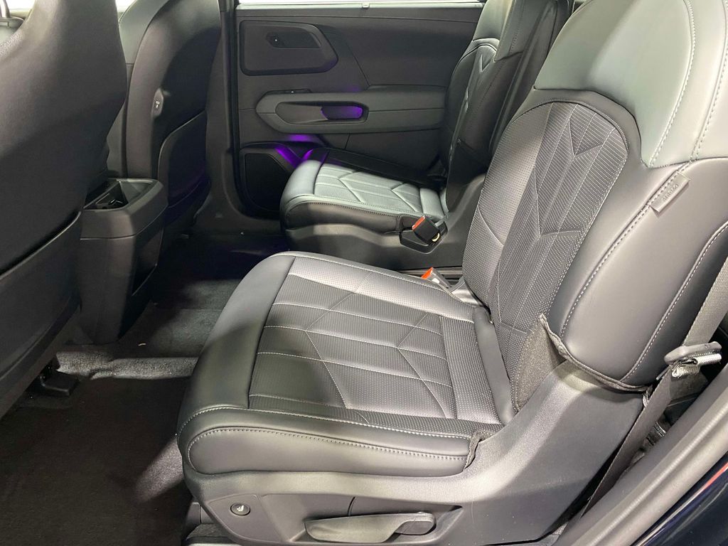 2027 Kia Telluride Hybrid X-Line SX - Ebony Black exterior view 11