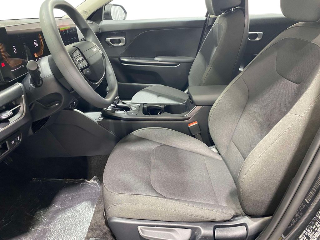 2026 Kia K4 LXS - Interstellar Gray exterior view 16