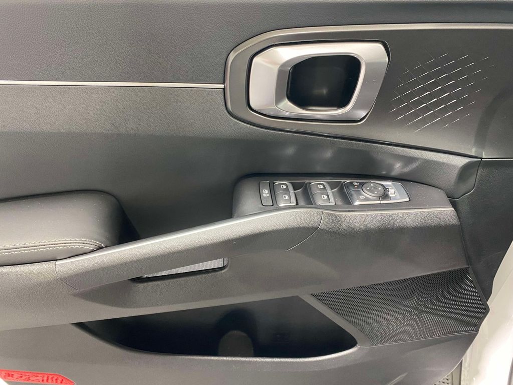 2026 Kia Sorento S - Glacial White exterior view 18