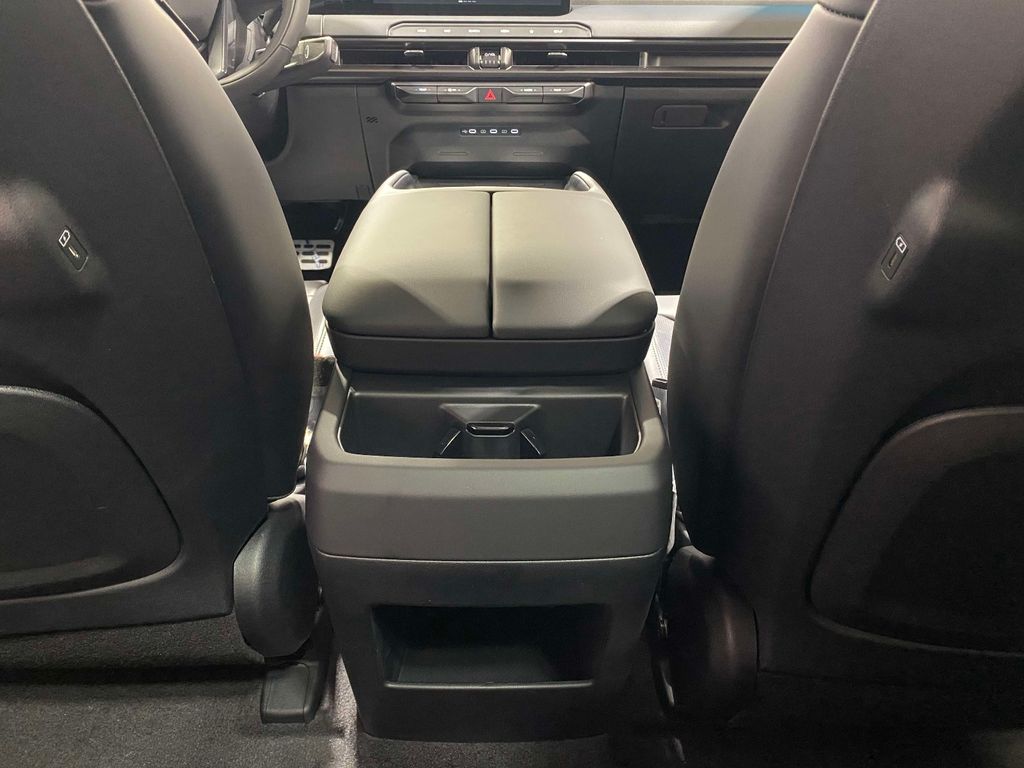 2027 Kia Telluride Hybrid X-Line SX - PANTHERA METAL exterior view 12