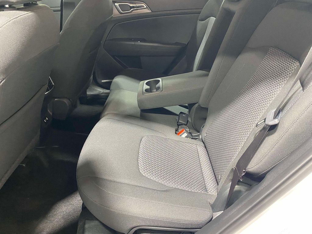2026 Kia Sportage LX - Glacial White exterior view 11