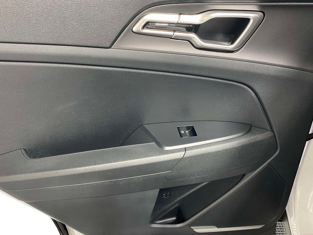 2026 Kia Sportage LX - Glacial White exterior view 13