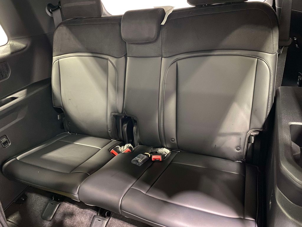 2027 Kia Telluride Hybrid SX-Prestige - Wolf Gray exterior view 13