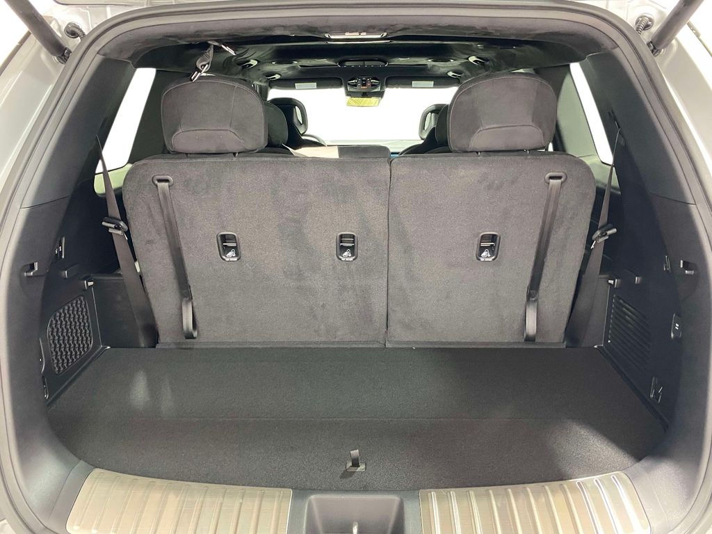 2027 Kia Telluride Hybrid SX-Prestige - Wolf Gray exterior view 9