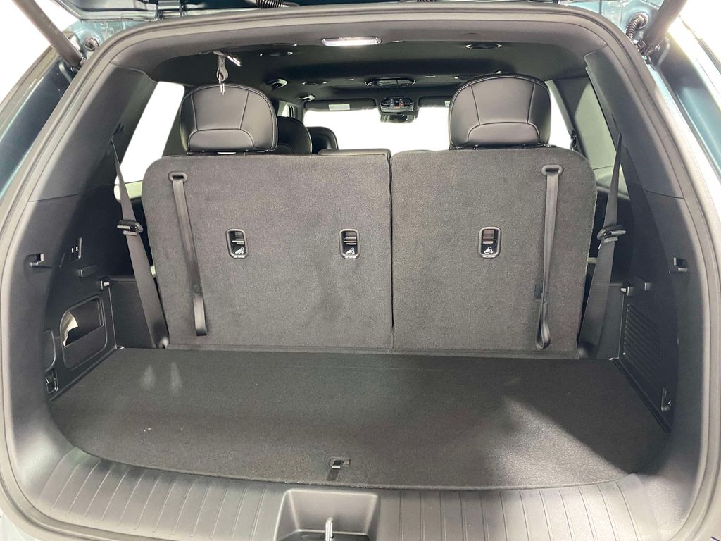 2027 Kia Telluride X-Line EX - Black Jade Green exterior view 9