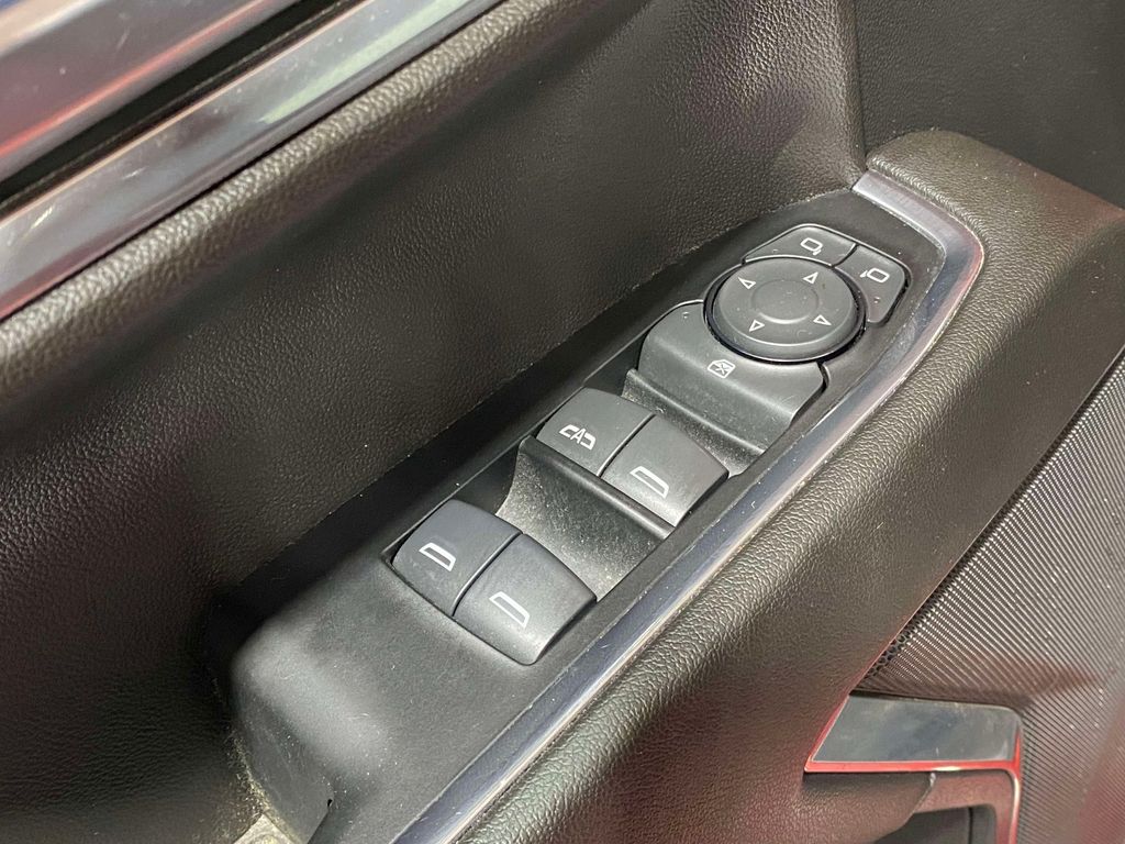 2024 Chevrolet Silverado 1500.0 - Red Hot exterior view 19