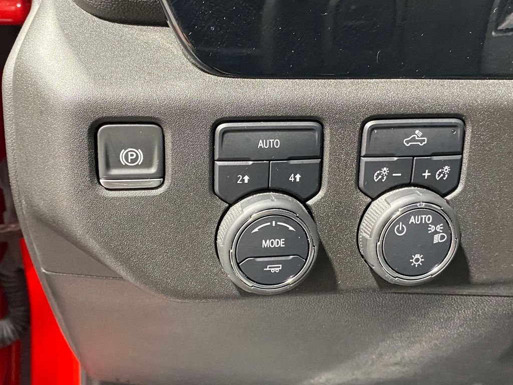 2024 Chevrolet Silverado 1500.0 - Red Hot exterior view 20