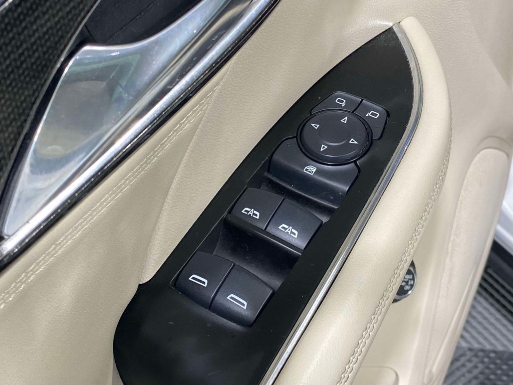 2022 Buick Envision Preferred - Summit White exterior view 19