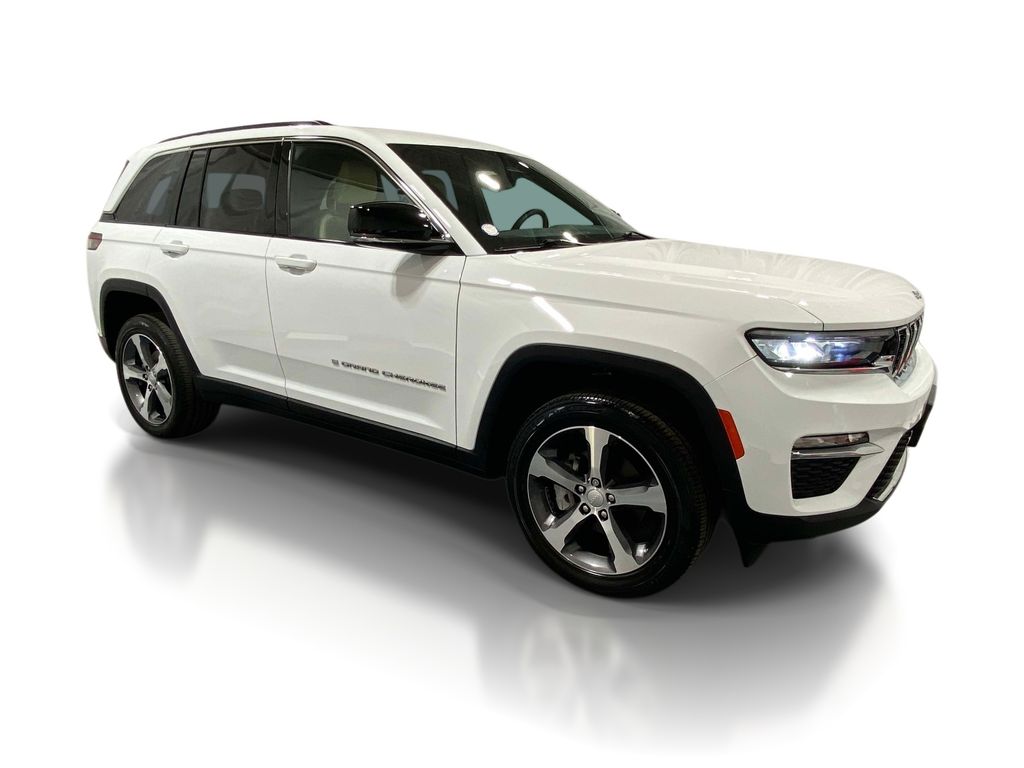 2023 Jeep Grand Cherokee Limited - Bright White Clearcoat exterior view 5