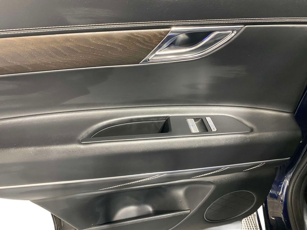 2024 Genesis GV80 2.5T (A8) - Capri Blue exterior view 14