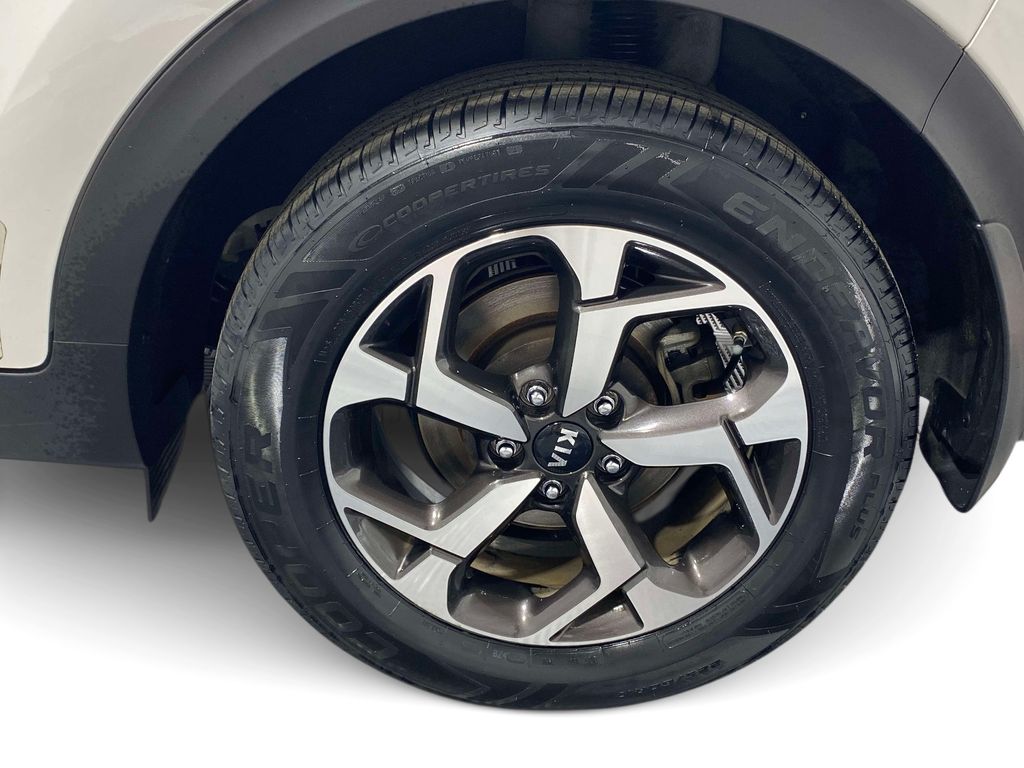 2021 Kia Sportage LX - Clear White exterior view 7