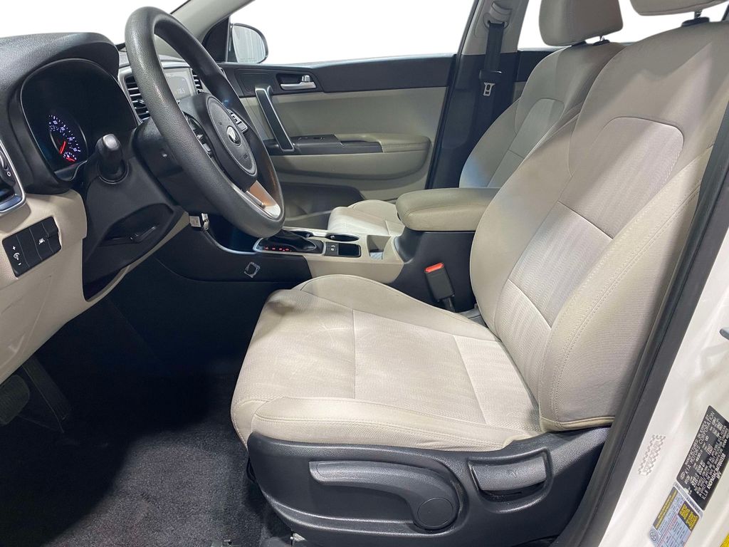 2021 Kia Sportage LX - Clear White exterior view 16