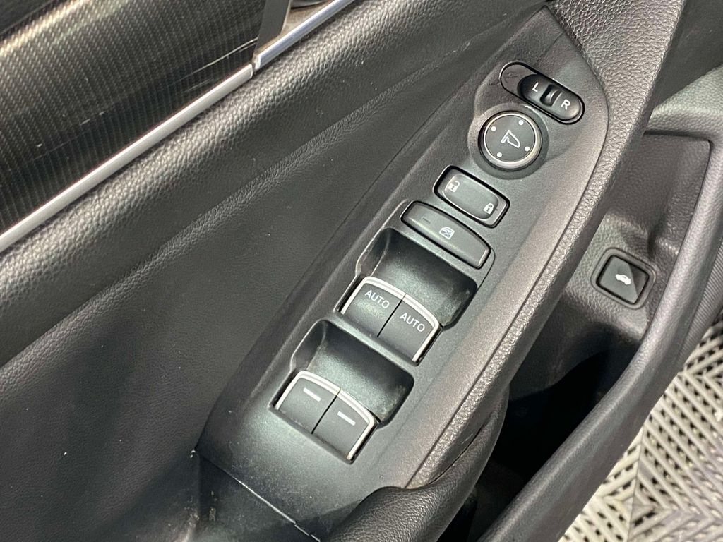 2022 Honda Accord Sport - Crystal Black Pearl exterior view 18