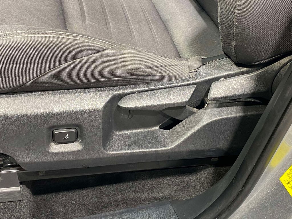 2024 Toyota Tacoma TRD Off Road - Celestial Silver Metallic exterior view 17