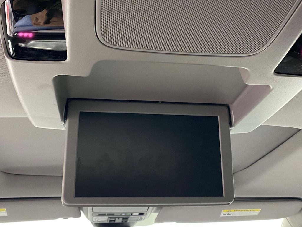 2023 Honda Odyssey Touring - Obsidian Blue Pearl exterior view 12
