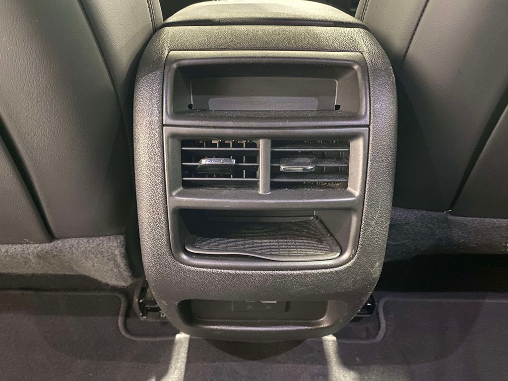 2021 Cadillac XT5 AWD Premium Luxury - Stellar Black Metallic exterior view 13