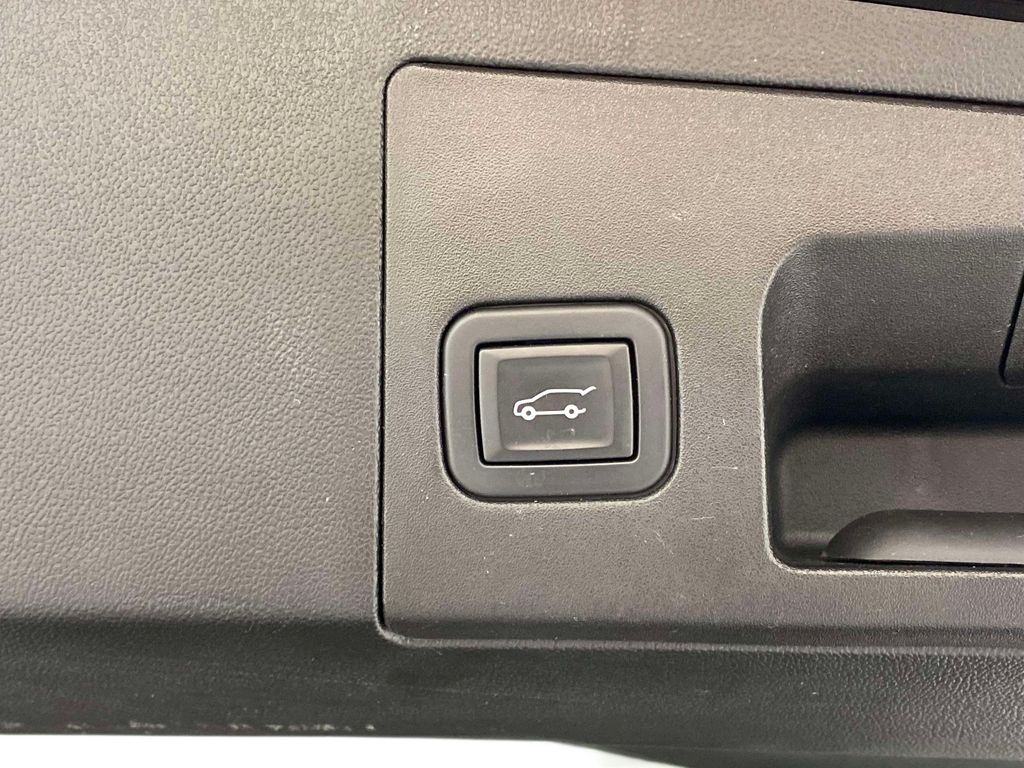 2021 Cadillac XT5 AWD Premium Luxury - Stellar Black Metallic exterior view 10