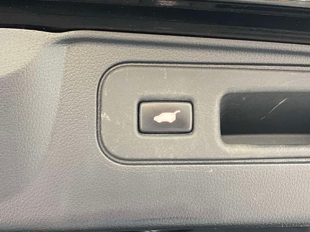 2023 Honda Passport TrailSport - Crystal Black Pearl exterior view 10