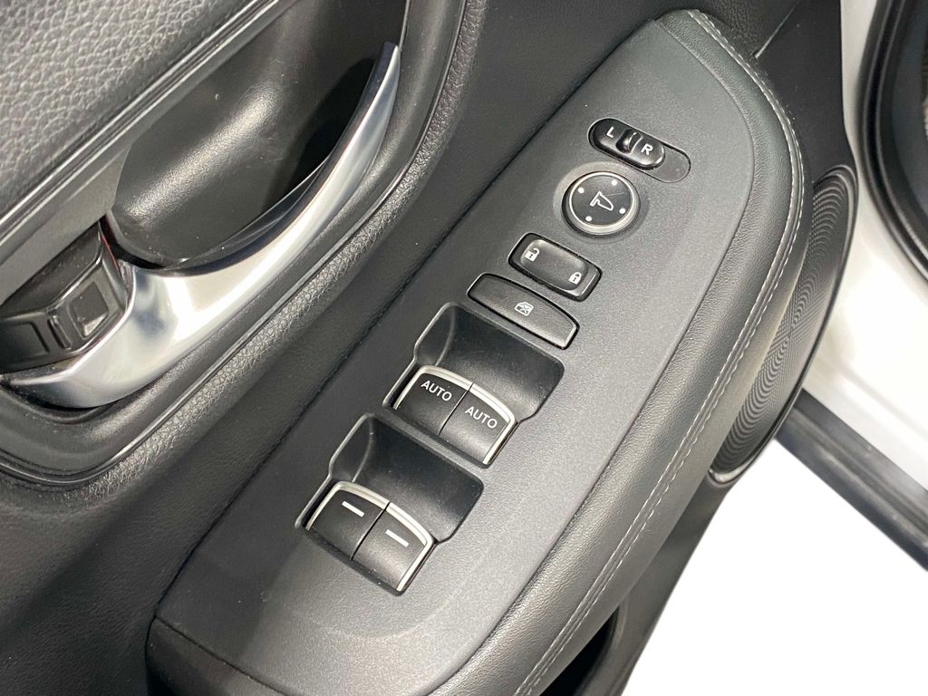 2024 Honda HR-V EX-L - null exterior view 18