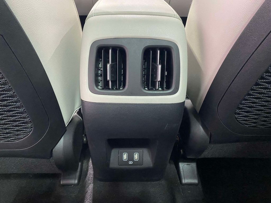 2024 Hyundai Tucson Hybrid Limited - Black Pearl exterior view 12