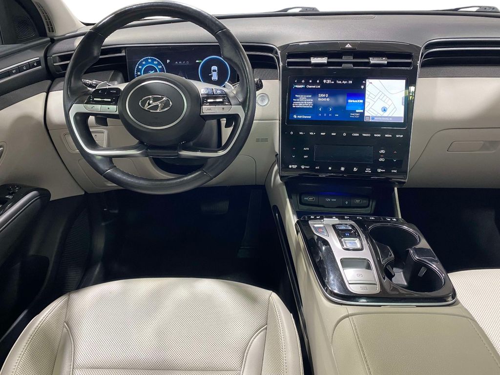 2024 Hyundai Tucson Hybrid Limited - Black Pearl exterior view 10