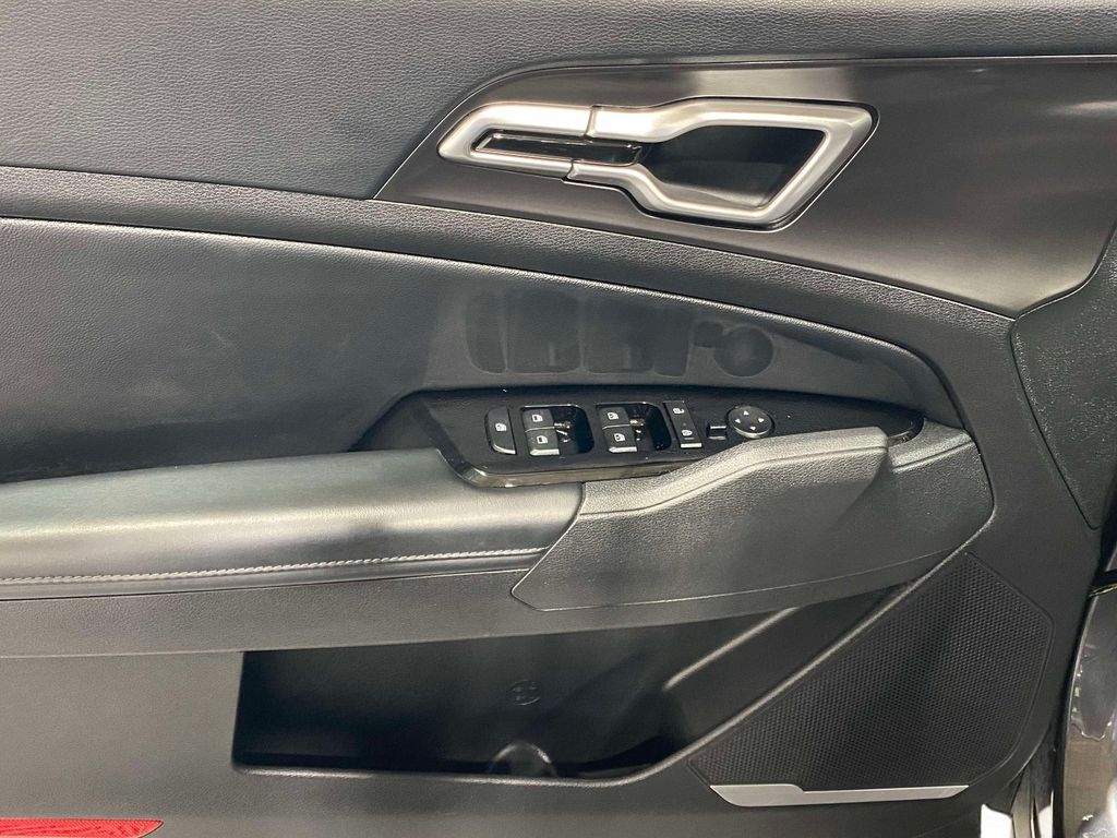 2023 Kia Sportage Hybrid EX - Gravity Gray exterior view 17