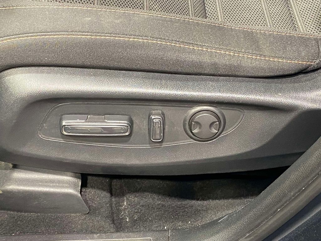 2025 Honda CR-V Hybrid Sport - null exterior view 18