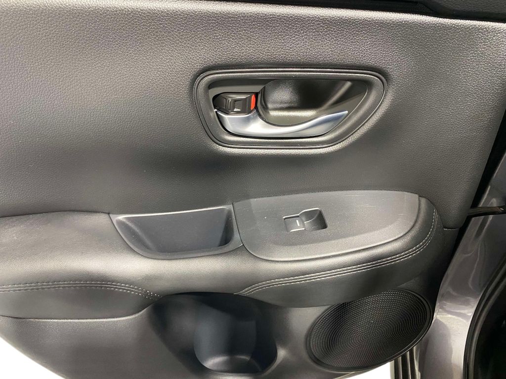 2025 Honda HR-V LX - null exterior view 13