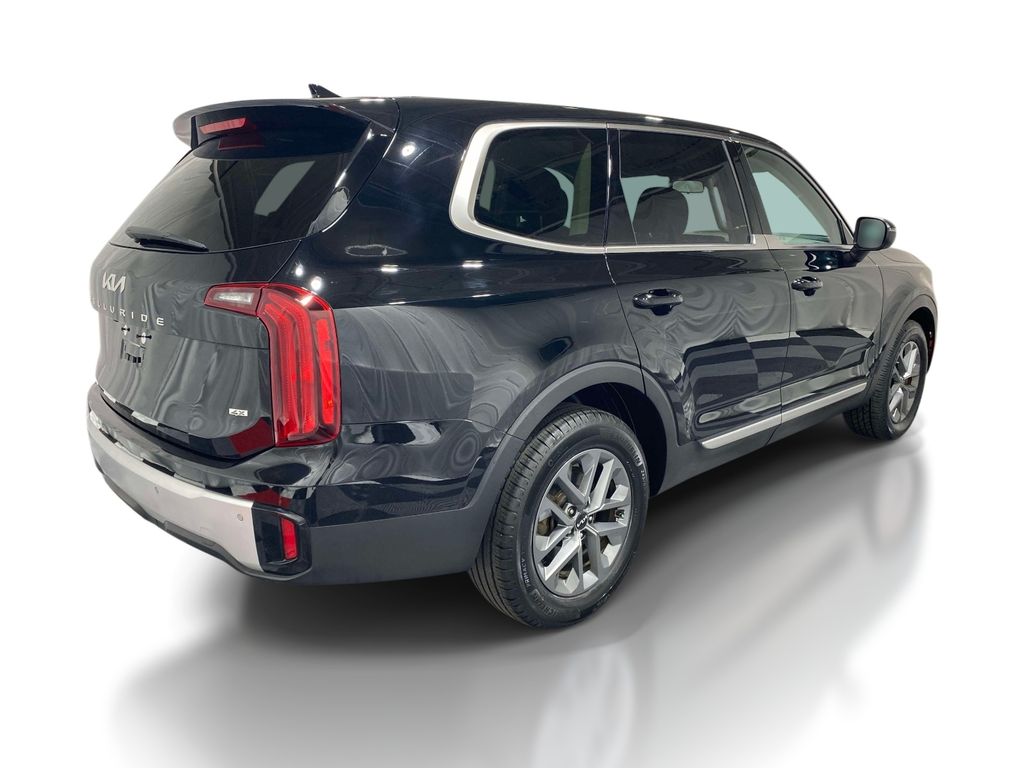 2024 Kia Telluride LX - EBONY BLACK exterior view 4