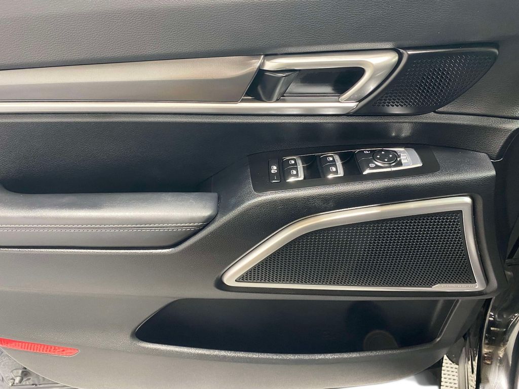 2024 Kia Telluride LX - EBONY BLACK exterior view 20