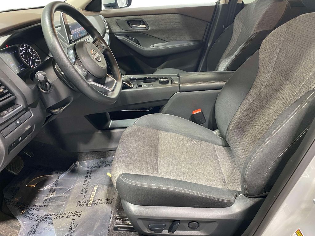 2023 Nissan Rogue SV - Brilliant Silver Metallic exterior view 18
