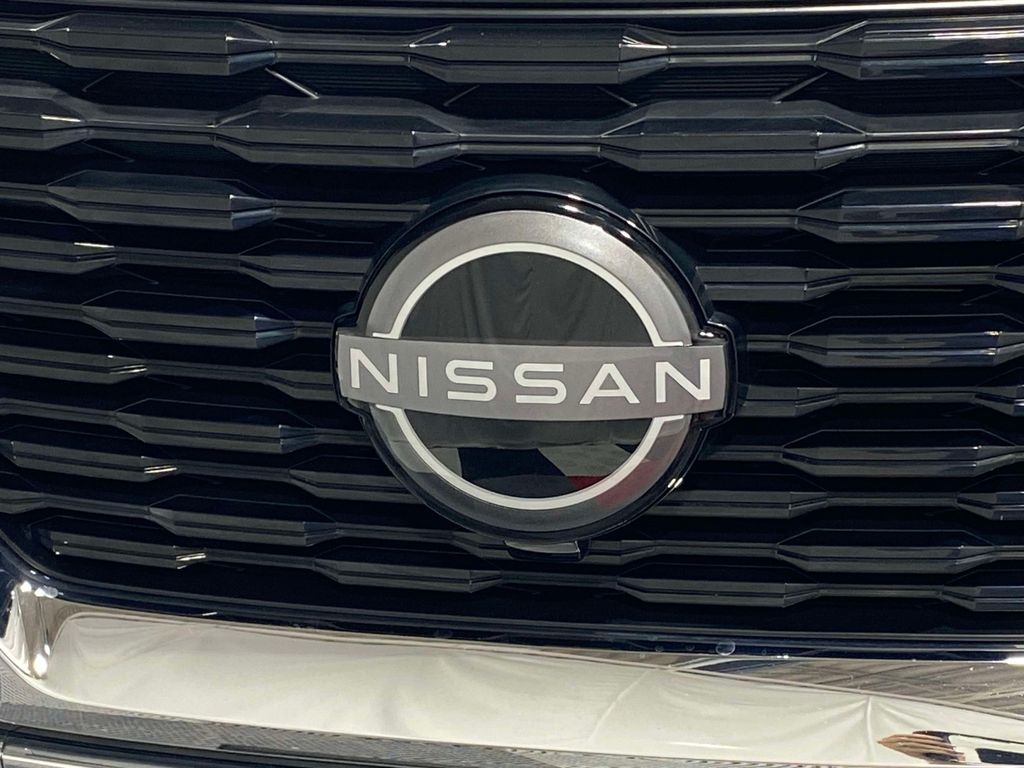 2023 Nissan Rogue SV - GUN METALLIC exterior view 8