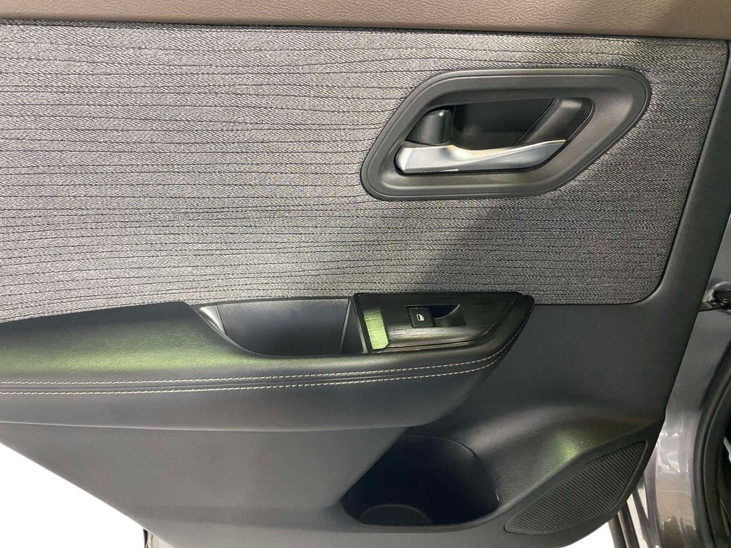 2023 Nissan Rogue SV - GUN METALLIC exterior view 16