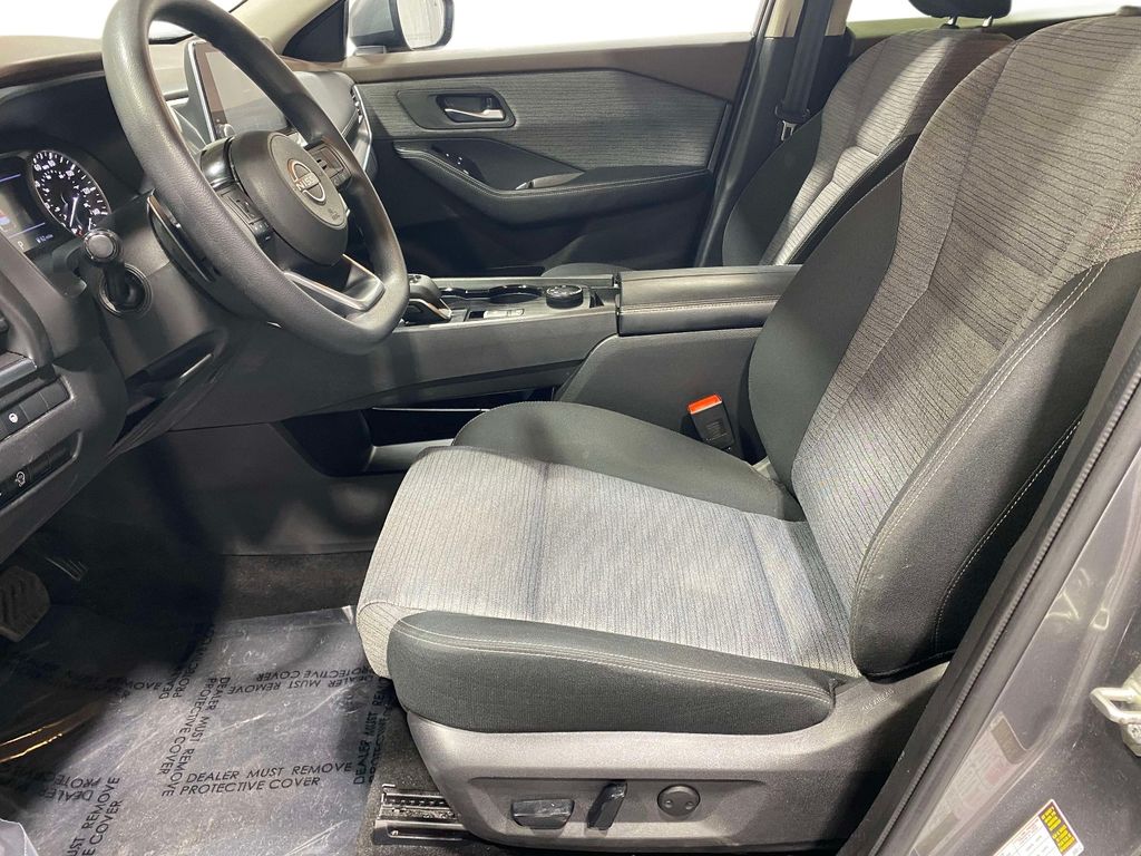 2023 Nissan Rogue SV - GUN METALLIC exterior view 17
