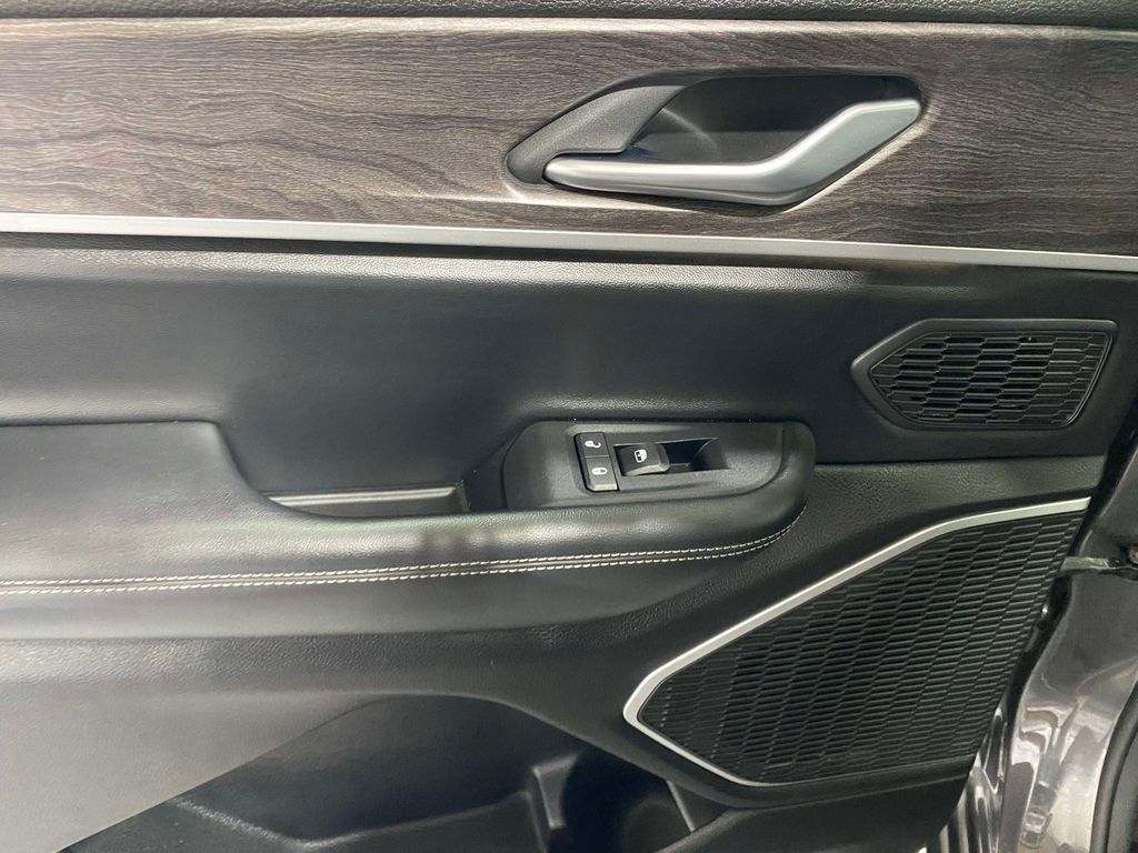 2022 Jeep Grand Cherokee L Limited - Baltic Gray Metallic Clearcoat exterior view 17