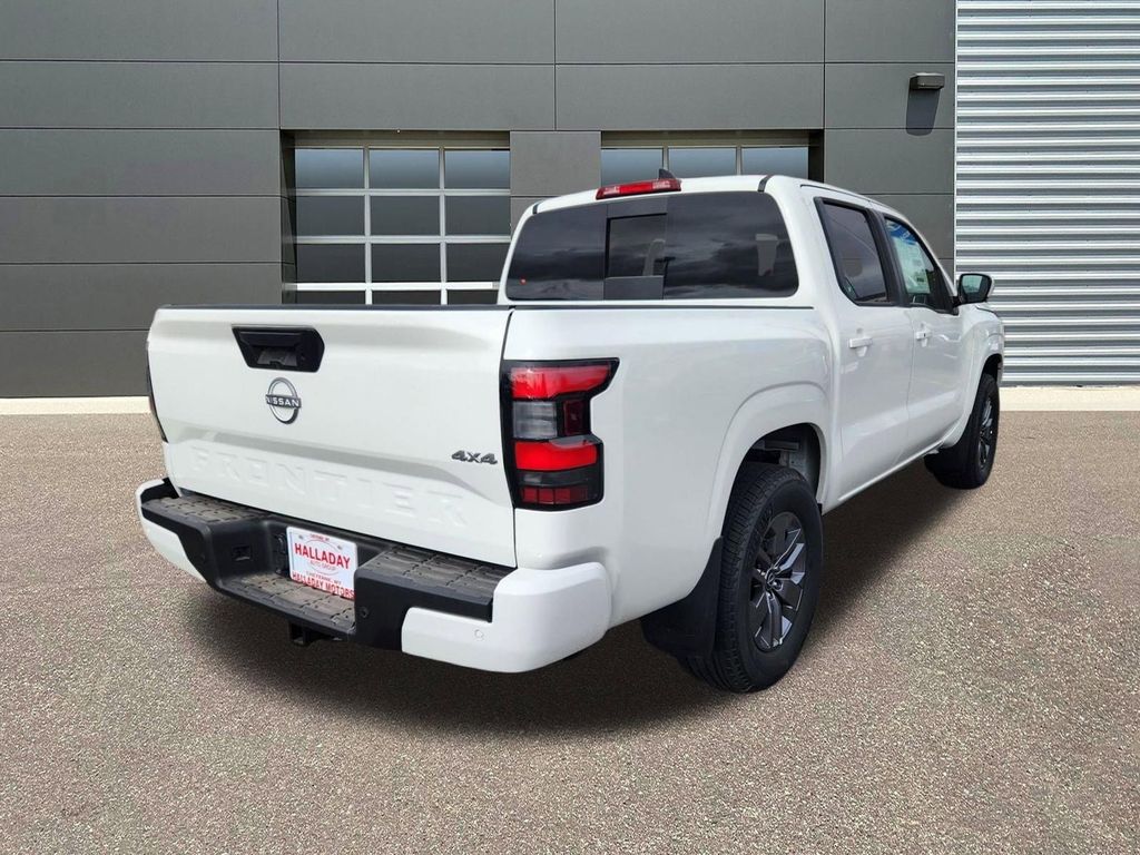 New 2026 Glacier White Nissan SV image 5