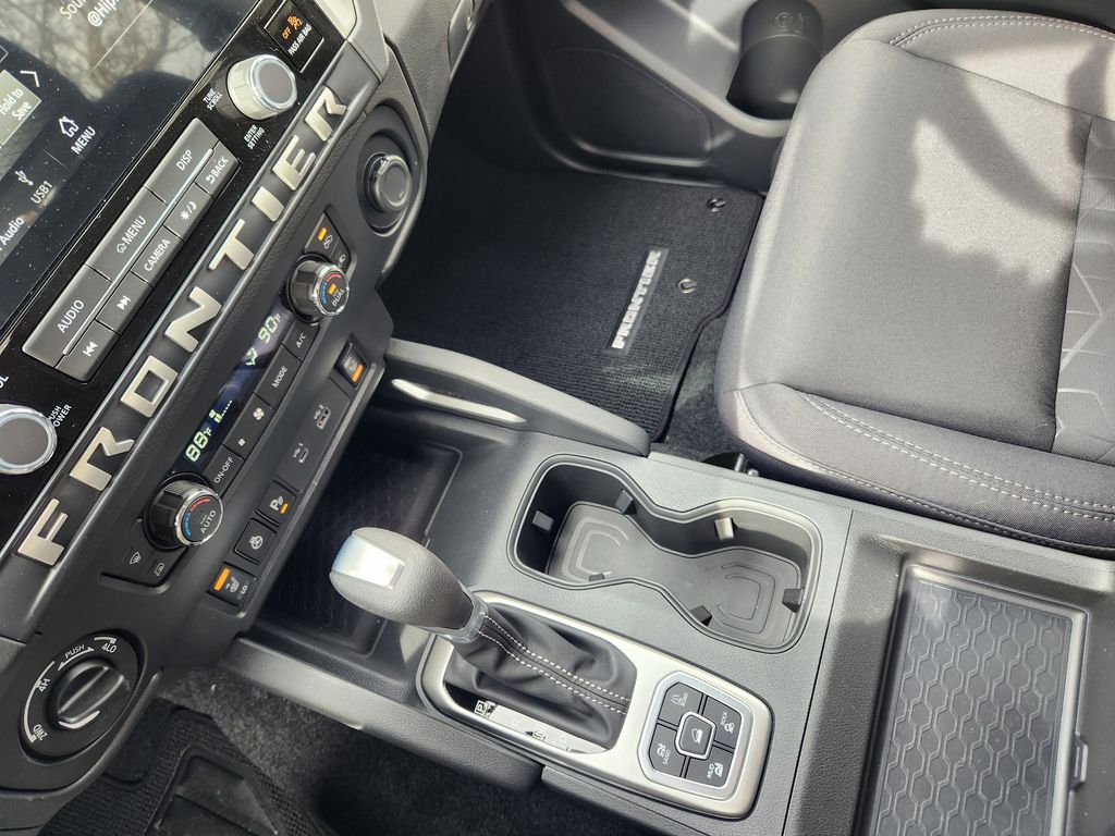 New 2026 Glacier White Nissan SV image 22