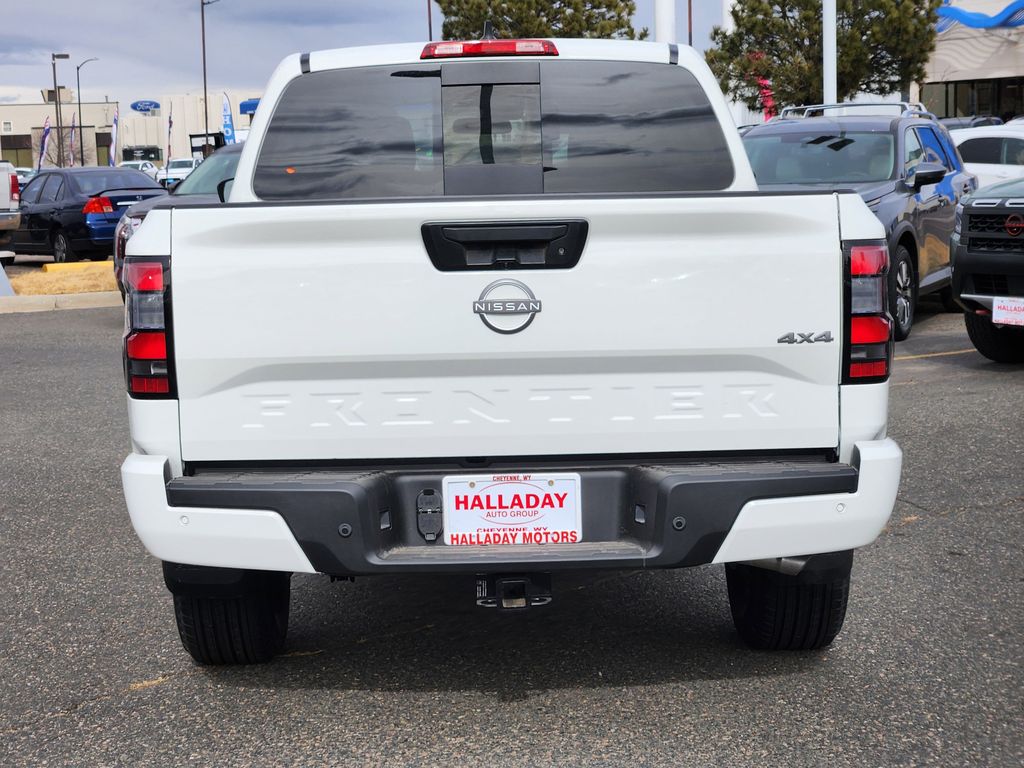 New 2026 Glacier White Nissan SV image 4