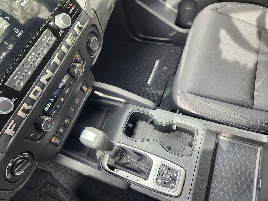 New 2026 Glacier White Nissan SV image 22