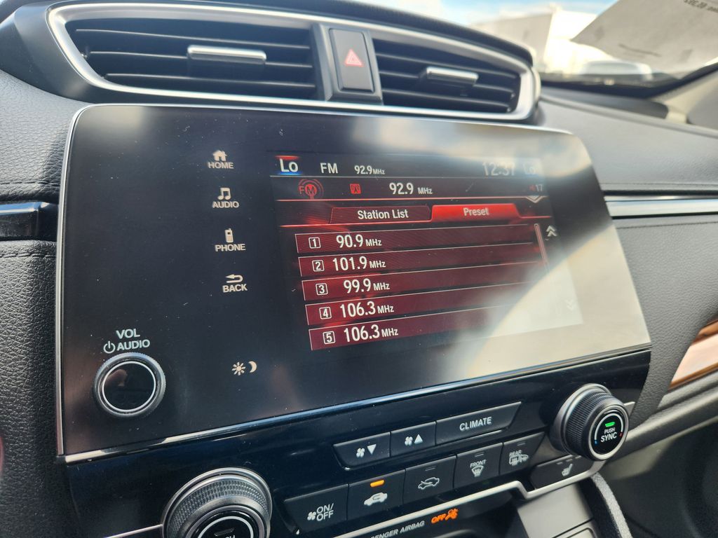 Used 2019 Lunar Silver Metallic Honda EX-L image 14