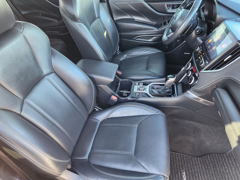 Used 2019 Ice Silver Metallic Subaru Touring image 17