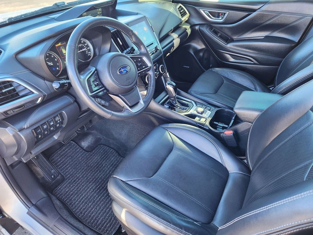 Used 2019 Ice Silver Metallic Subaru Touring image 13