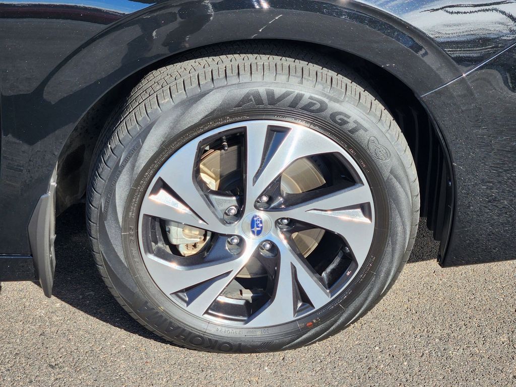 Used 2024 Crystal Black Silica Subaru Premium image 9