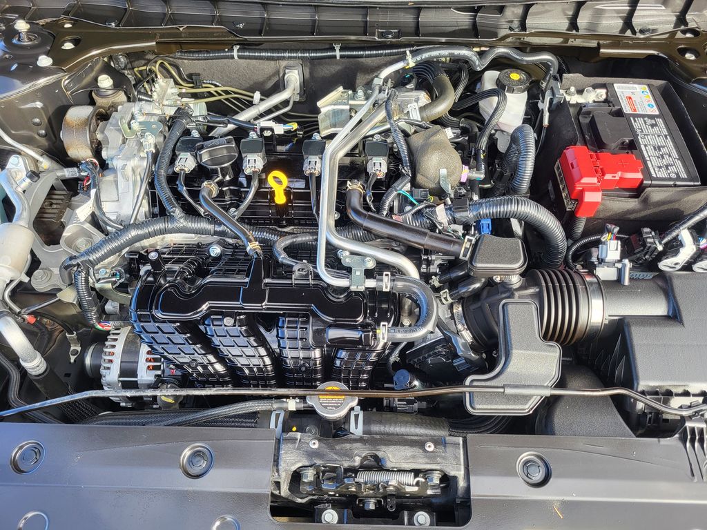 Used 2022 Super Black Nissan 2.5 SV image 22