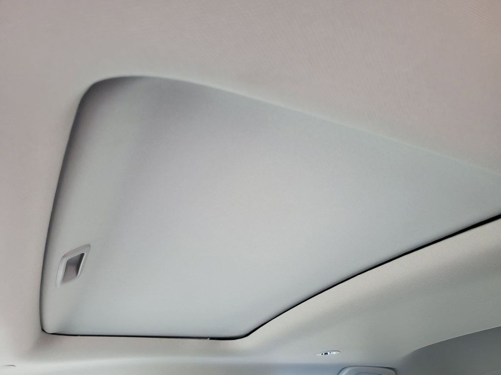 Used 2025 Crystal Black Pearl Honda EX-L image 12