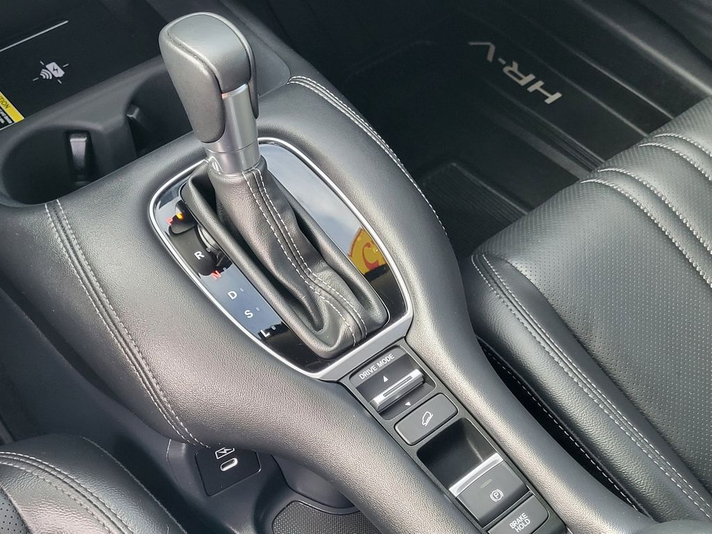 Used 2025 Crystal Black Pearl Honda EX-L image 19