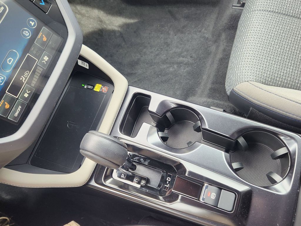 New 2026 Crystal White Pearl Subaru Premium image 21